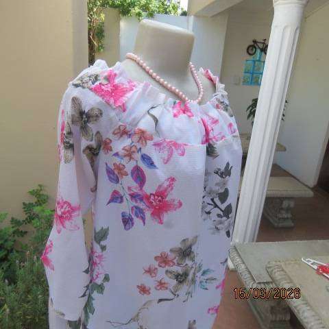 Judy's Pride white textured polyester off-shoulder top with pink-purple flowers, size 38