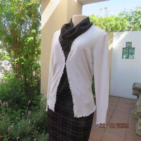 G. GOUTURE white stretch cotton knit long sleeve cardigan size 36