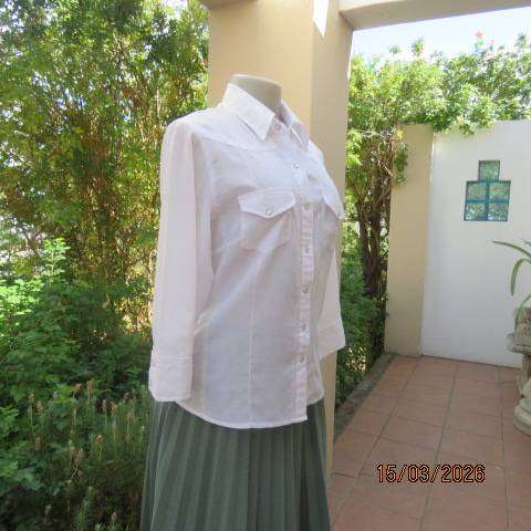 White long sleeve polycotton tailored shirt with luxury embroidery, size 36