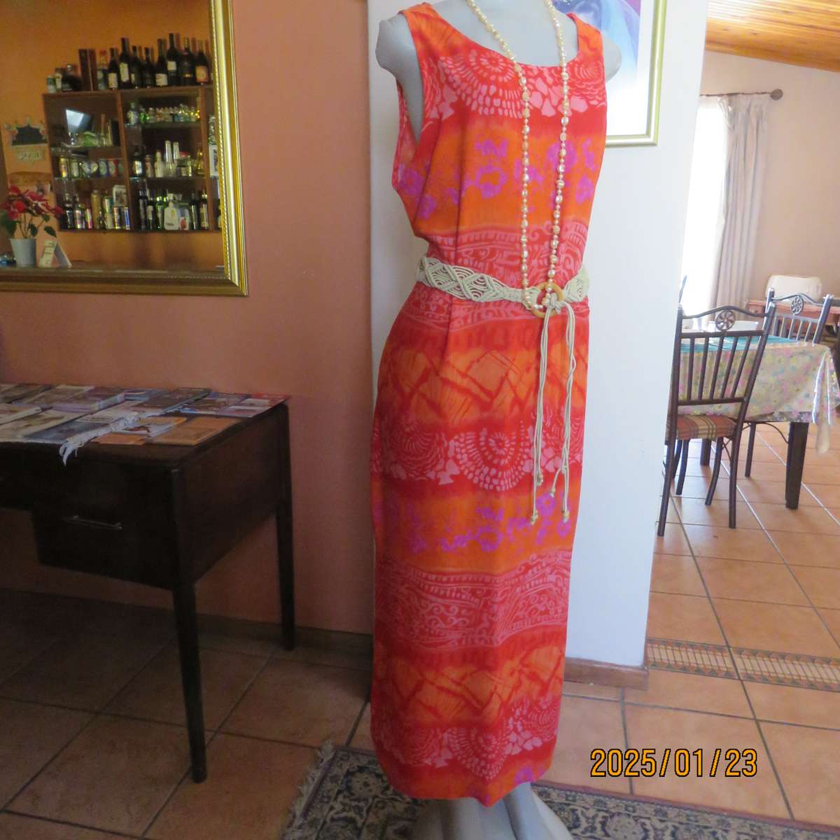 Cool cheerful maxi sleeveless 100% viscose dress in horizontal pattern lines. Size 37.Orange-crimson