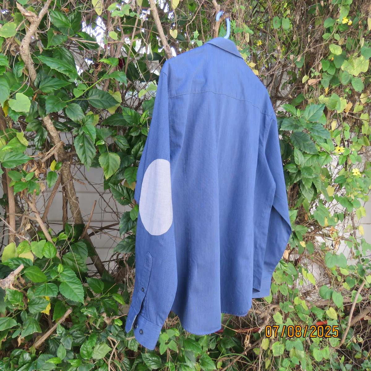 CIGNAL men's modern long sleeve mottle blue shirt-grey elbow patched. Size Large