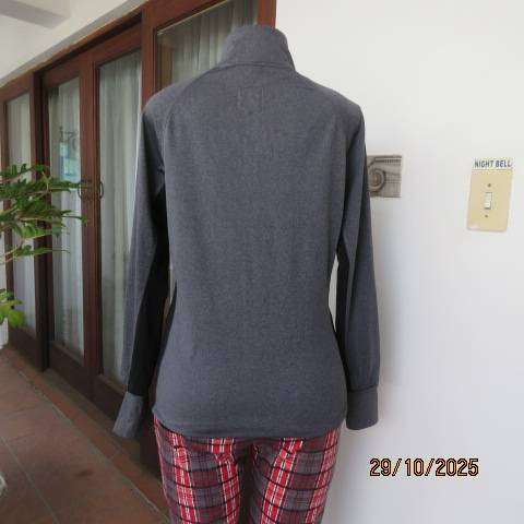 SPORT Real Clothing grey and black stretch polyester long sleeve zip-up jacket. Size 36