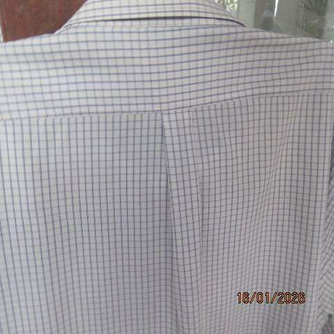 DE JAGERS short sleeve casual men's shirt in white-navy check polycotton. Size 5XL