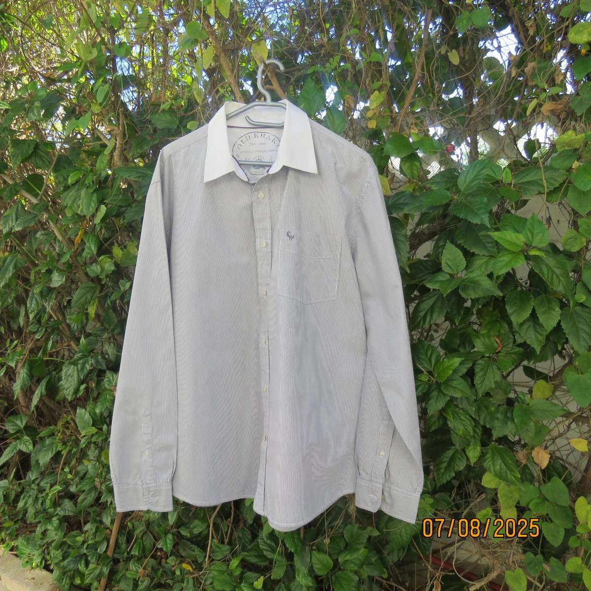 OLD KHAKI men's 100% cotton long sleeve grey-white striped shirt size XL.