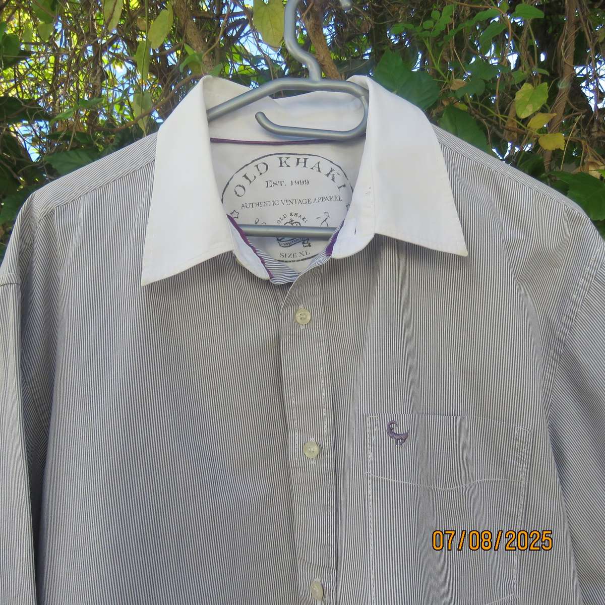 OLD KHAKI men's 100% cotton long sleeve grey-white striped shirt size XL.