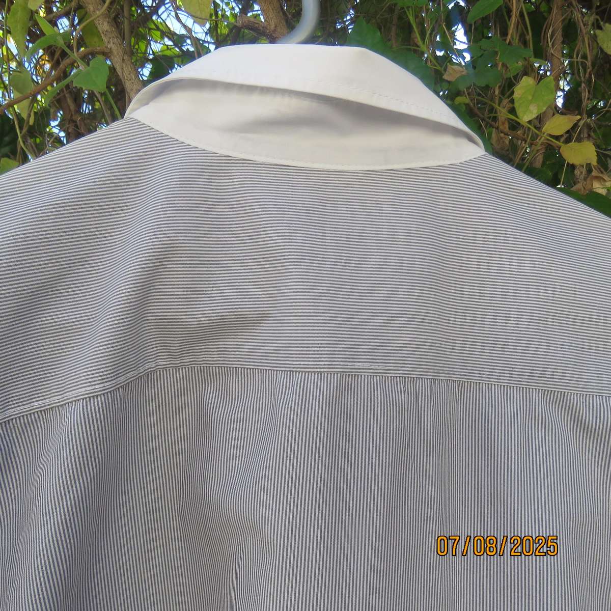 OLD KHAKI men's 100% cotton long sleeve grey-white striped shirt size XL.