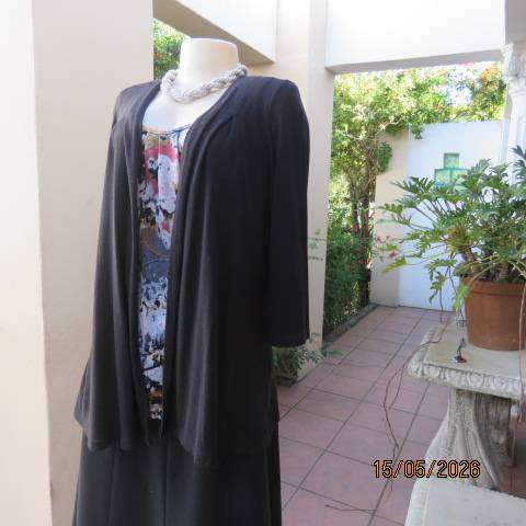 Judy's Pride black polycotton open top with floral print front inlay, size 42