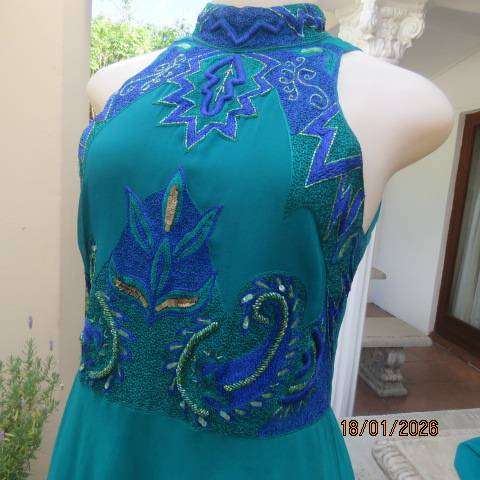 PLEZER from Mumbai jade green 3 pc outfit in sheer polyester.Luxury embellishment. Size 34.