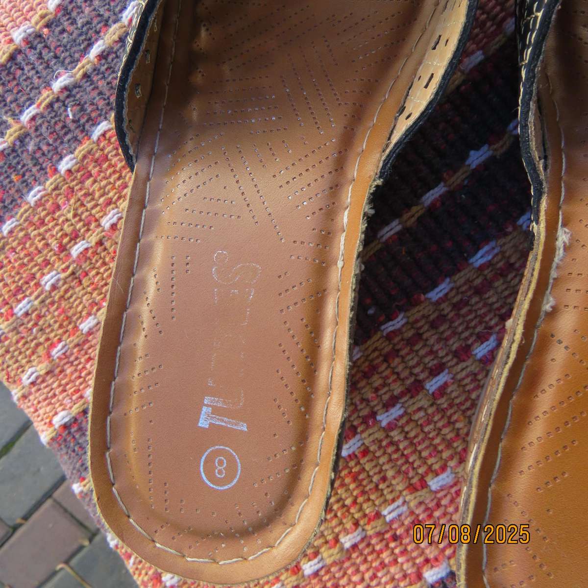 Turtles Wedge Sandals size 8.