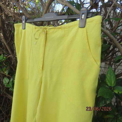 Ladies linen-cotton blend yellow pants with drawstring waist and cargo pockets size 38