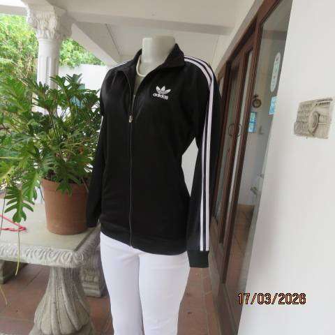 ADIDAS black zip-up jacket with long raglan sleeves and collar, size 32-34