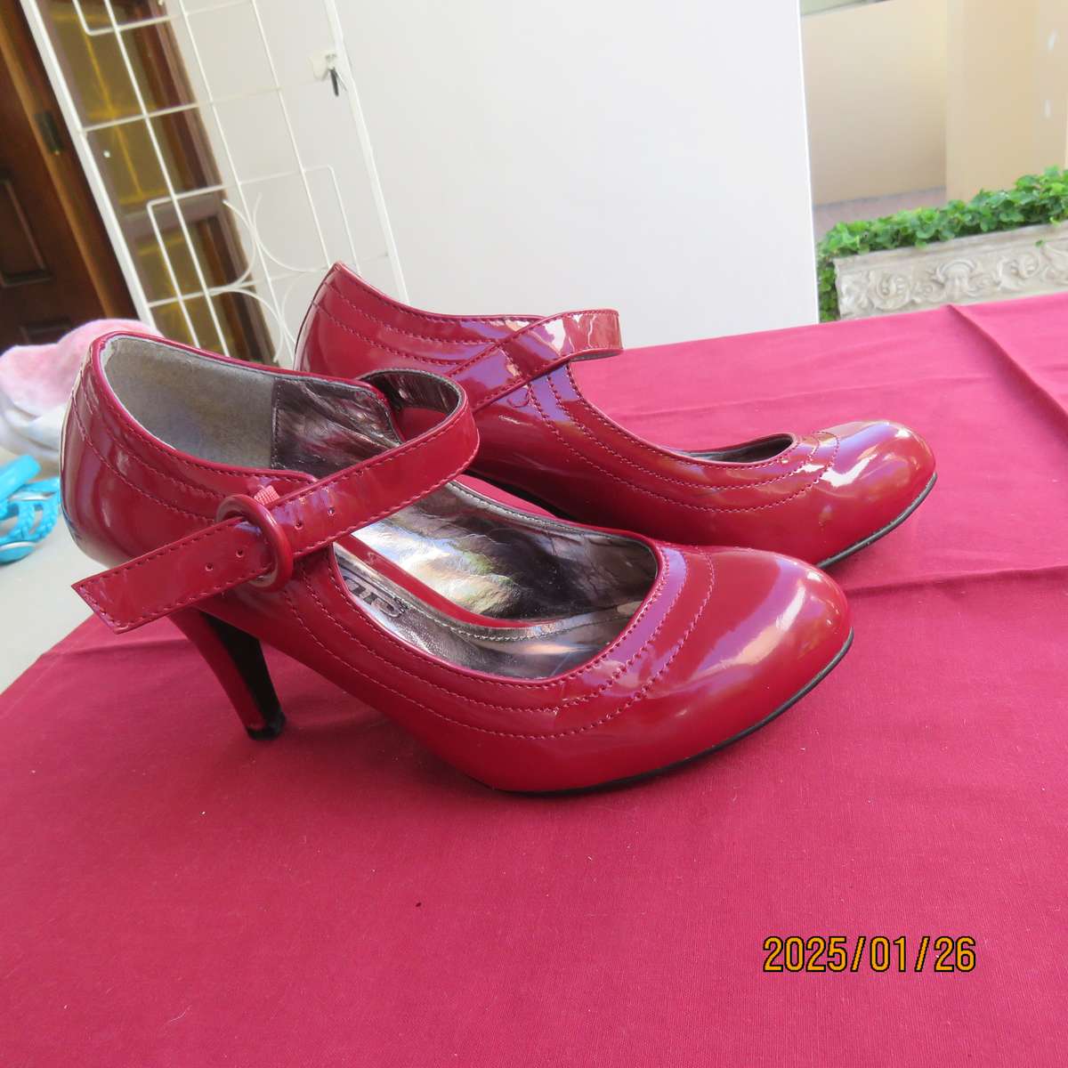 Stunning pair of high heel red patent leather size 4 shoes by INWEAR. As new condition.