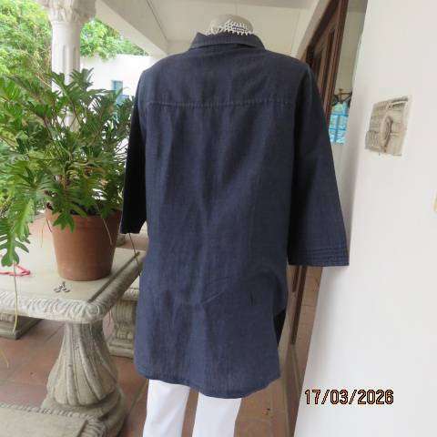 WOOLWORTHS gunmetal blue short sleeve button-down shirt in ramie-cotton blend, size 44