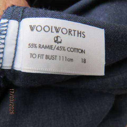 WOOLWORTHS gunmetal blue short sleeve button-down shirt in ramie-cotton blend, size 44