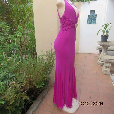 Magenta pink floor length stretch polyester floor length evening dress in size 34