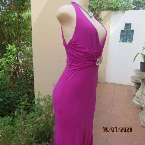 Magenta pink floor length stretch polyester floor length evening dress in size 34