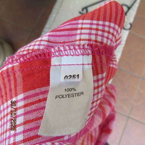 Pink-white and red check short sleeve button down top with silver thread. Size 48