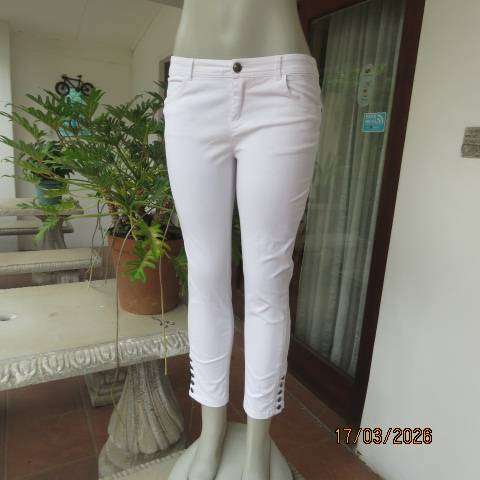 CAMAIEU white cotton stretch skinny pants with perfect fit. size 32