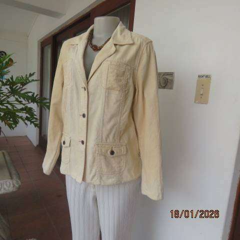 CECIL from Germany cream cotton corduroy long sleeve 4 pocket jacket. Size 38