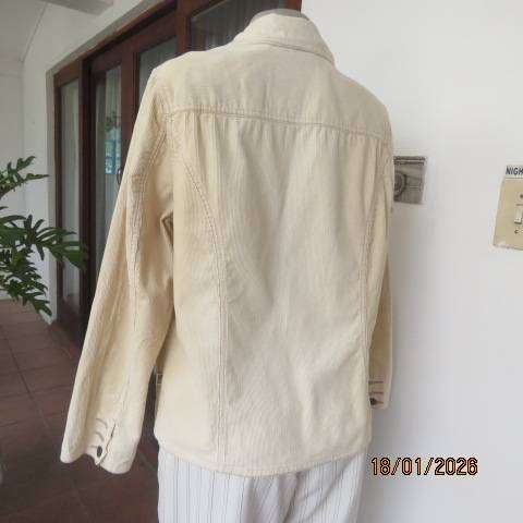 CECIL from Germany cream cotton corduroy long sleeve 4 pocket jacket. Size 38