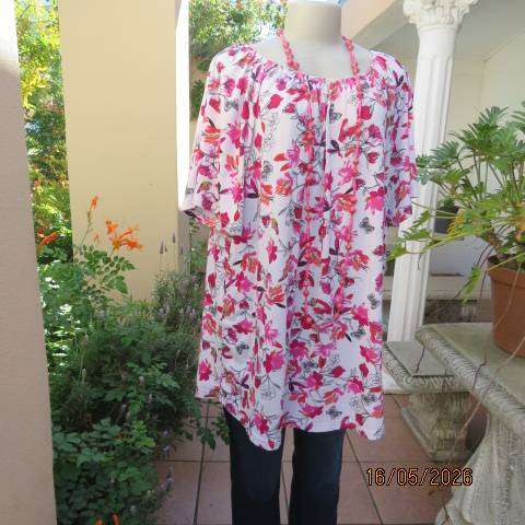 MILADYS long white polyester stretch top with pink-red flowers and butterflies, size 46-48