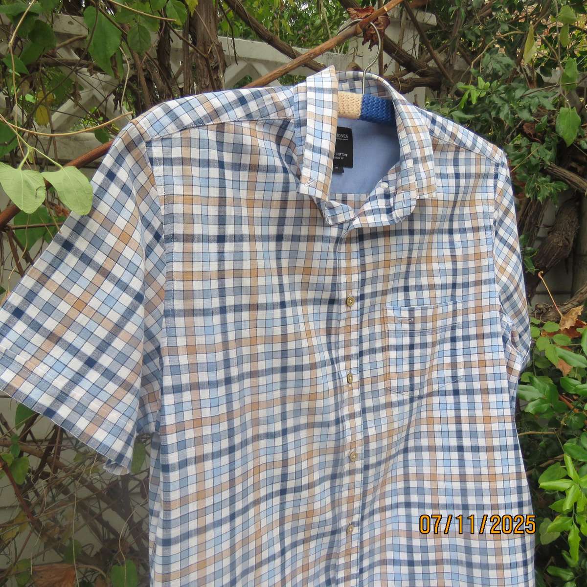 DAVID JONES men's pure cotton blue-tan-white check short sleeve shirt. Size M