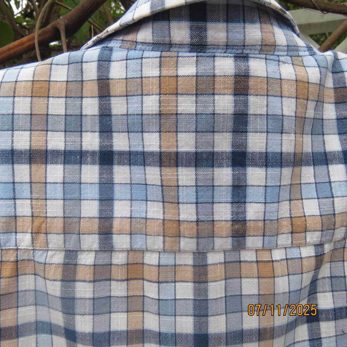 DAVID JONES men's pure cotton blue-tan-white check short sleeve shirt. Size M