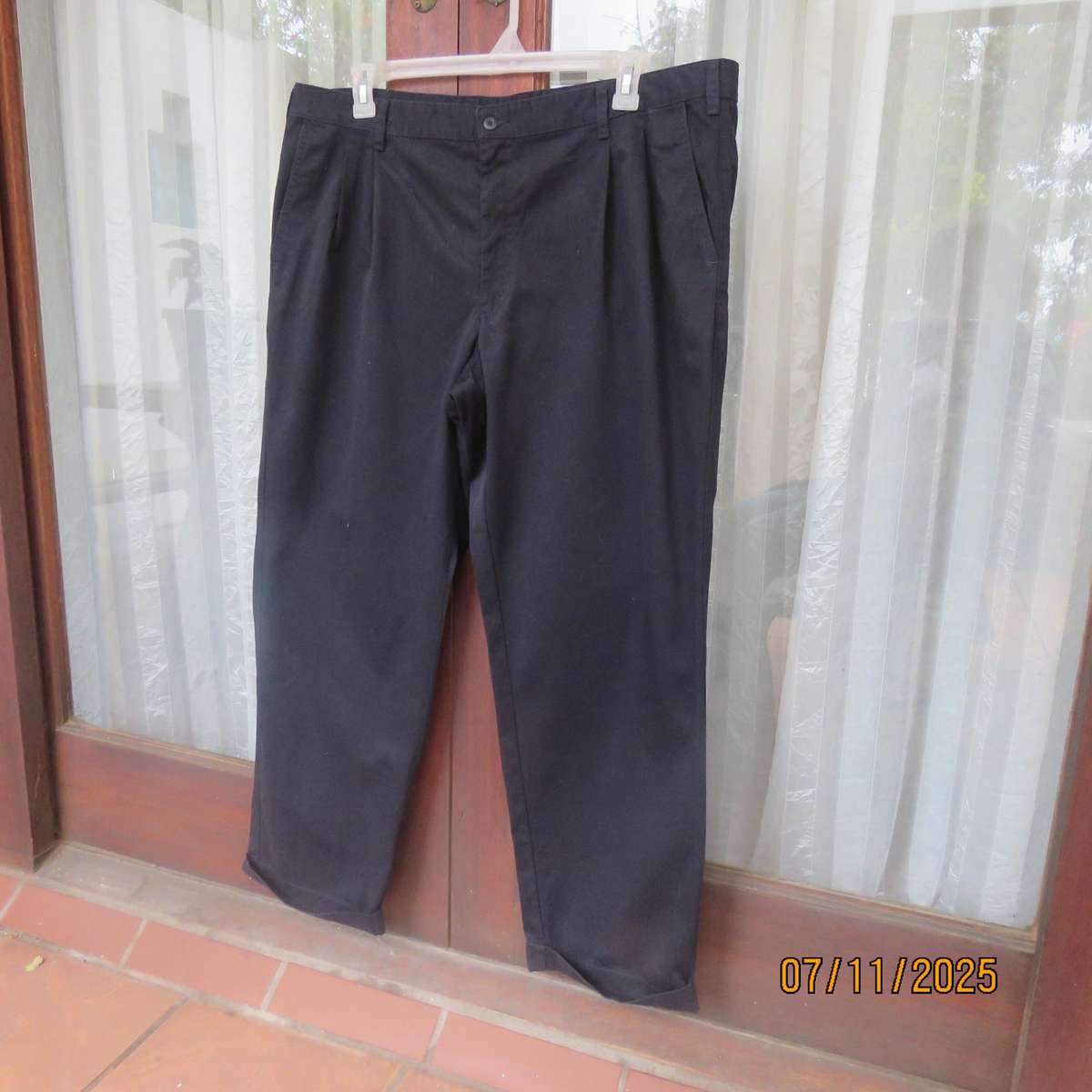 WOOLWORTHS very black pure cotton chino men's pants size 42.