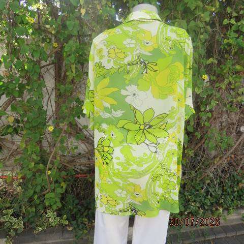 Vivara Michelle vibrant cream and yellow-green floral print button-down soft top size 44