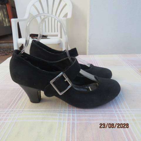 LILLEY black suede look shoes women size 6 with rounded fronts and wide strap