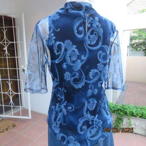 MAX GIRL navy floral print short sleeve sheer top size 36