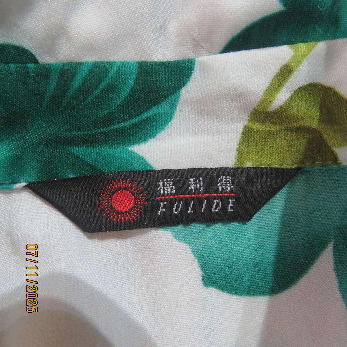 FULIDE soft viscose-polyester white long sleeve top. Jade-green floral print. Size 44