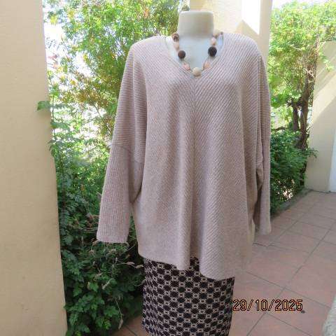 NUTMEG knitted beige polyester-viscose stretch slip over long sleeve top. From U.K. Size 46