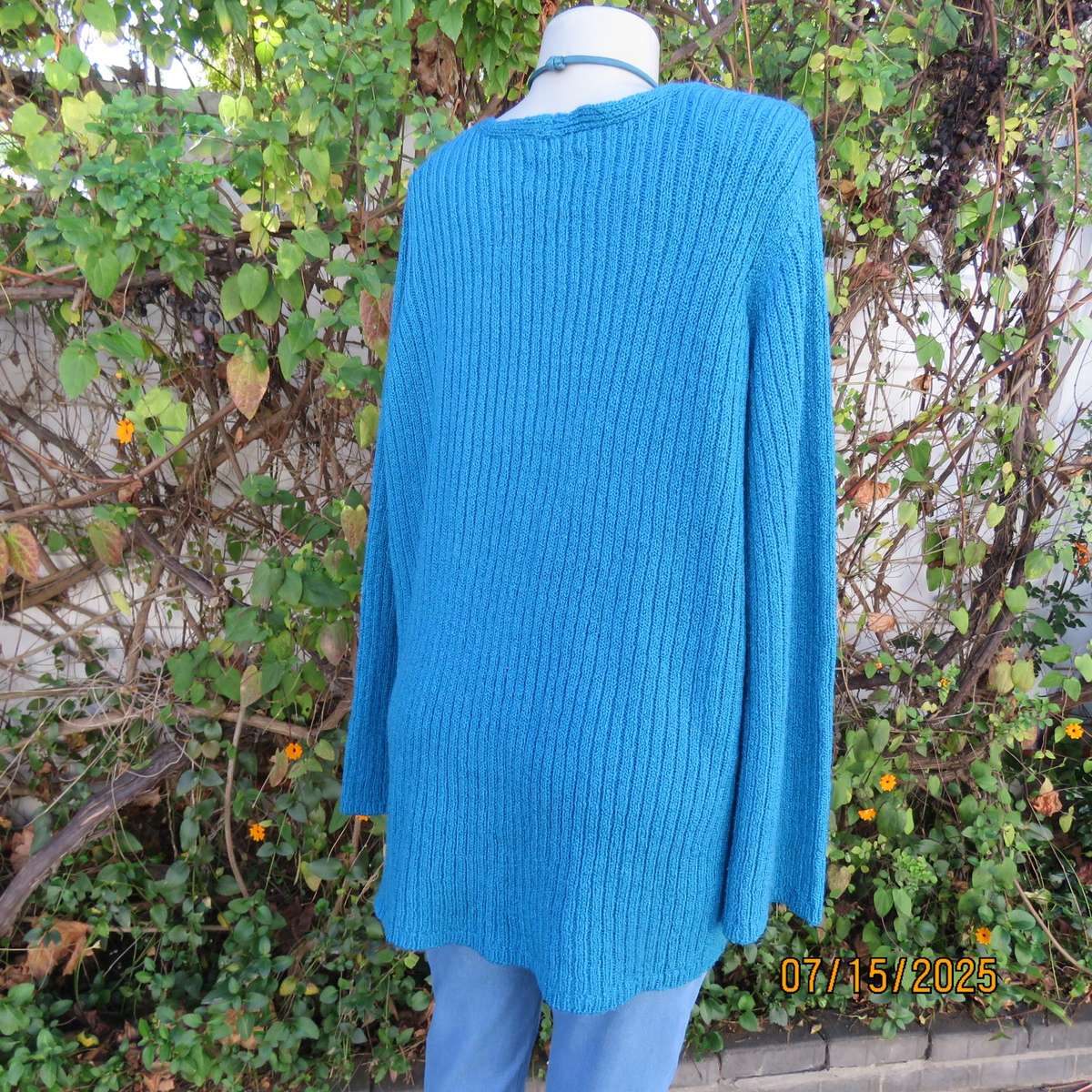 AVENUE jade blue acrylic knit long sleeve jumper with V neck size 48-50. Loose fit