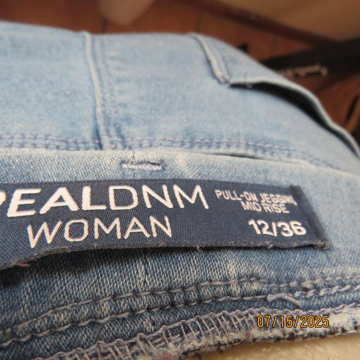 REAL DENIM blue pull one jeggings size 36 with skinny legs and back pockets.