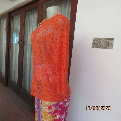 Miladys long sleeve vivid orange acrylic stretch lace slip-over top size 36