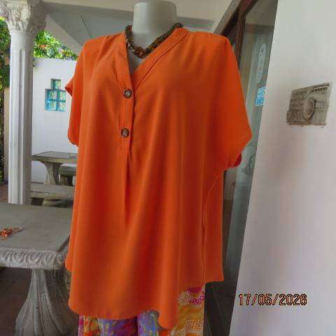 Miladys tangerine slip-over polyester top with tiny cut-on sleeves, size 44