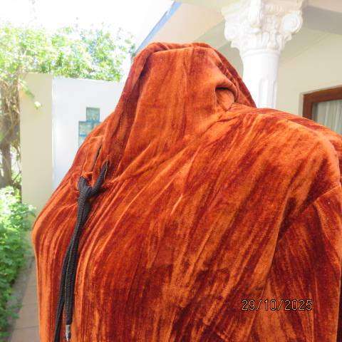 INSPIRE rust colour hooded slip over stretch creased polyester velvet top size 42-44
