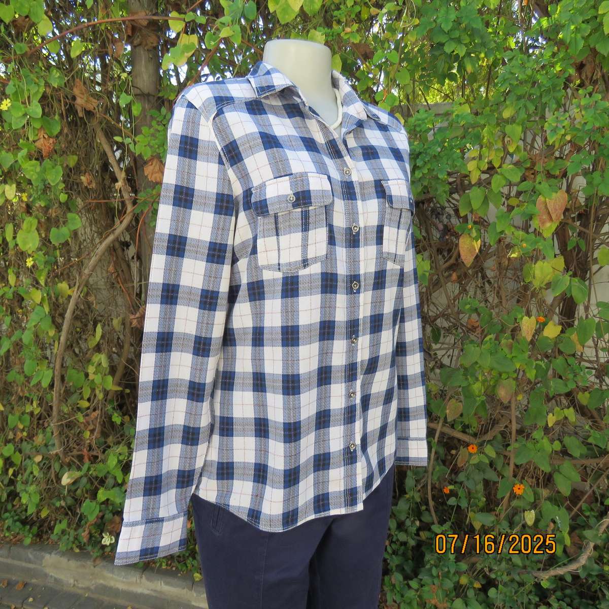 RE DENIM check long sleeve shirt in blue-white and gold thread. Two front pockets. Size 36