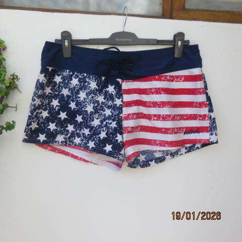 American flag print cute ladies shorts in polyester with tiestring on front. Size 38