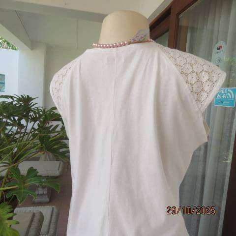 MARISA white cotton sleeveless top with lace pointed yoke fron-shoulders. Size 40
