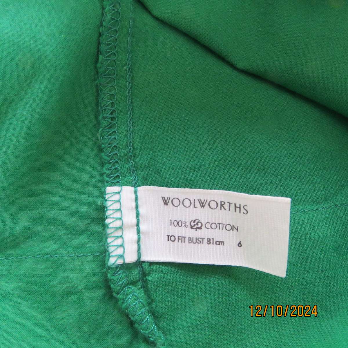 Forrest green button down 100% cotton top. Banded neckline. Cotton lace on front. WOOLWORTHS 30/32