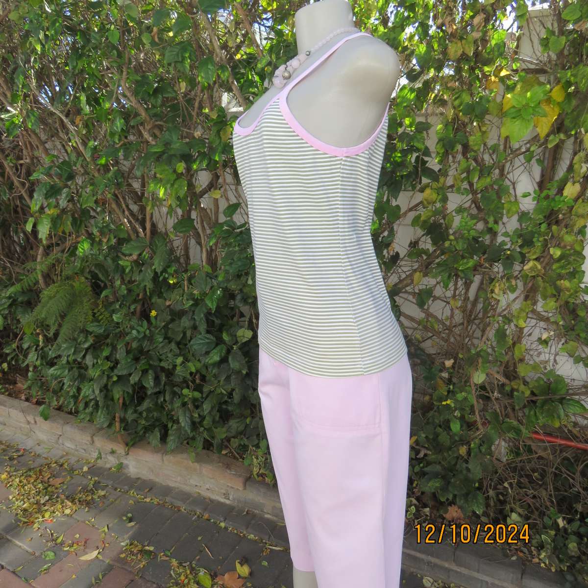 Chic olive green/white horizontal striped cotton top by INDIGO from Canada.Size 34/36. Pink edging.
