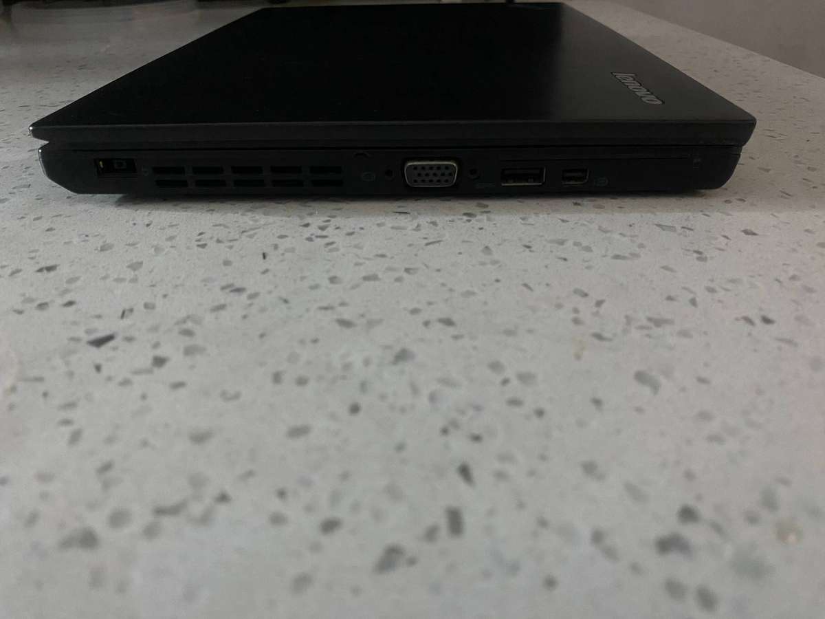 Unbeatable Deal Lenovo i7 touch screen 512ssd