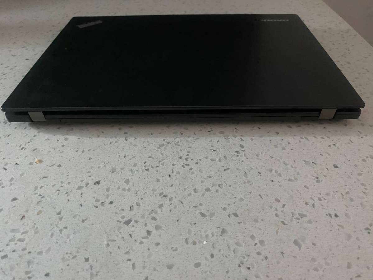 Unbeatable Deal Lenovo i7 touch screen 512ssd