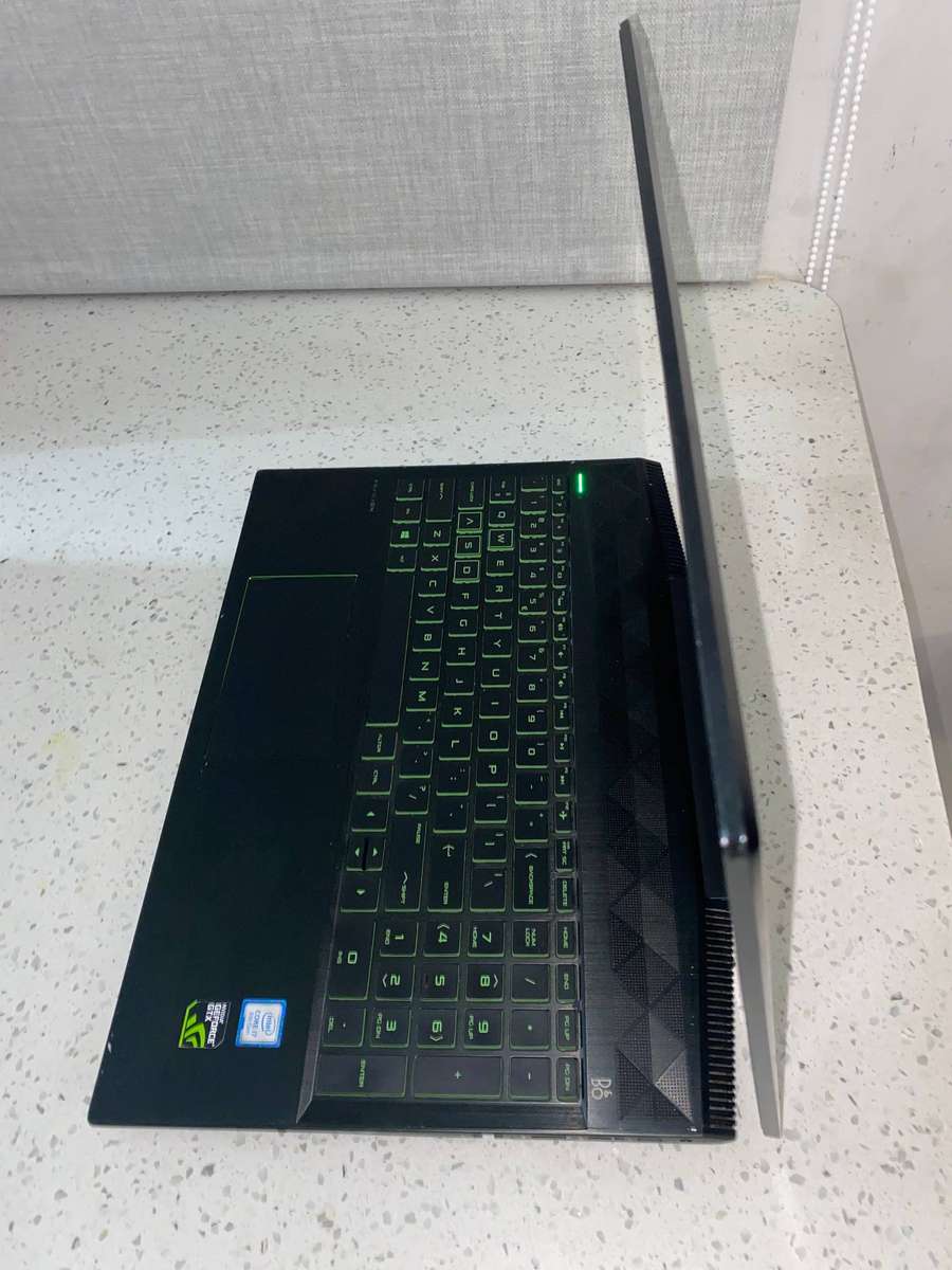 Laptop HP Pavilion i7