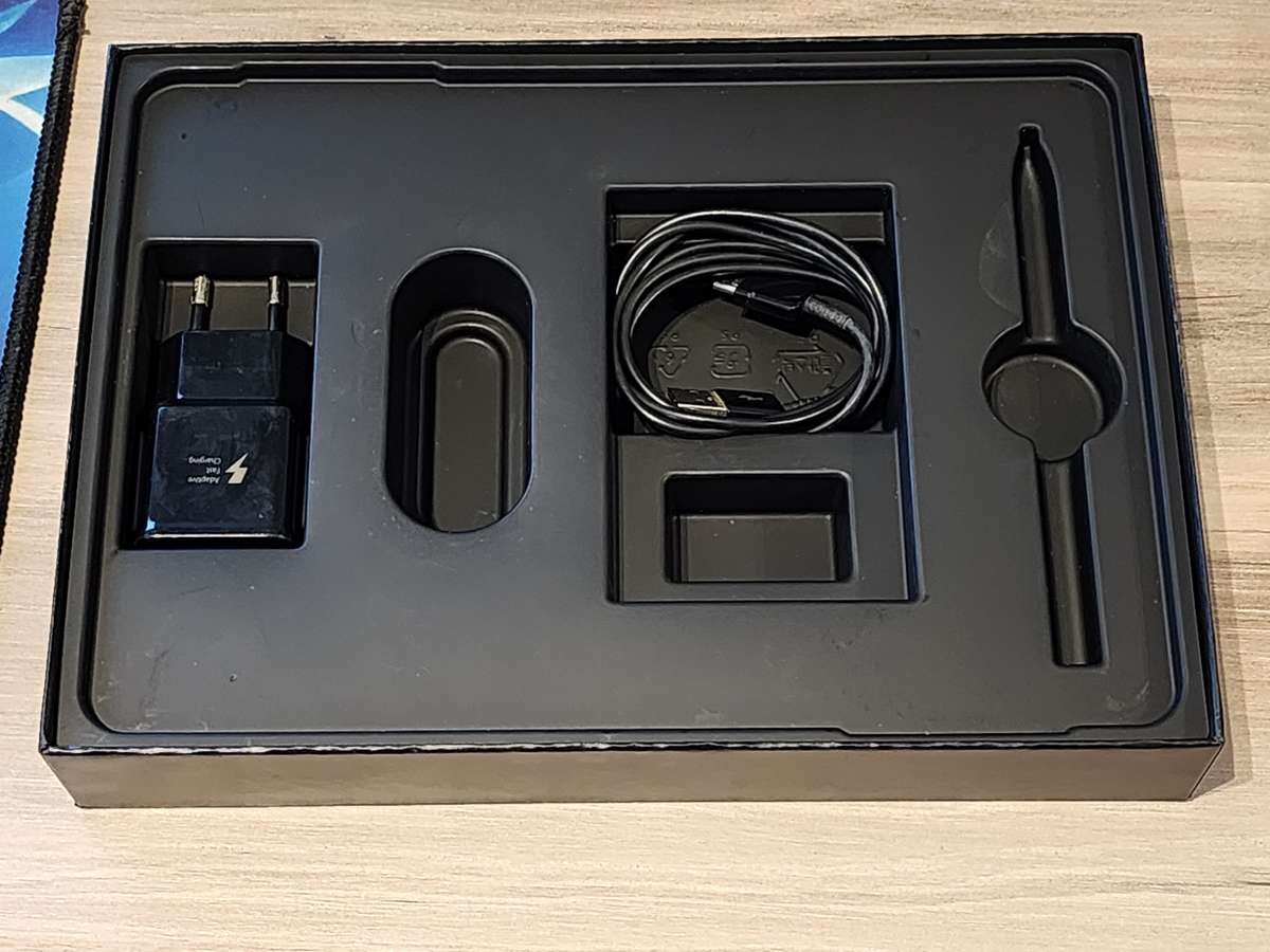 Samsung Galaxy Tab S3 9.7 WiFi + LTE Silver