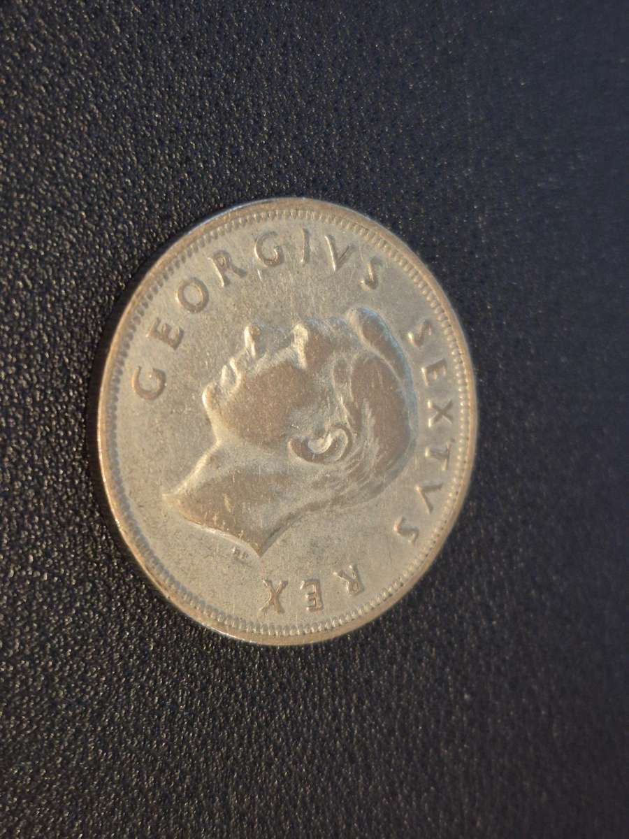 1952 Two and a Half Shillings - L4