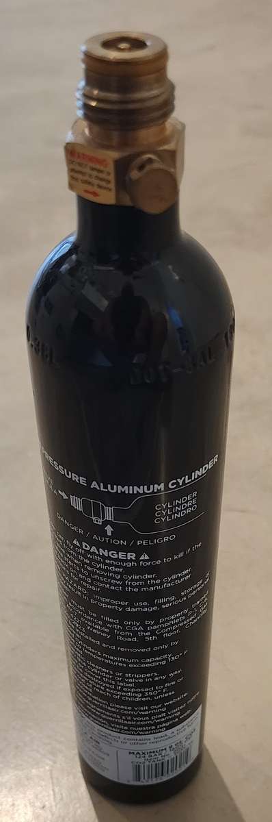 9oz CO2 Pin-Valve Bottle