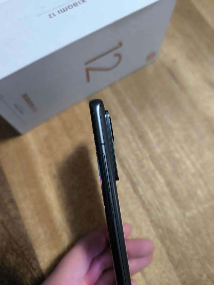 Xiaomi 12 - 5G Dual Sim 256GB ROM 8GB RAM